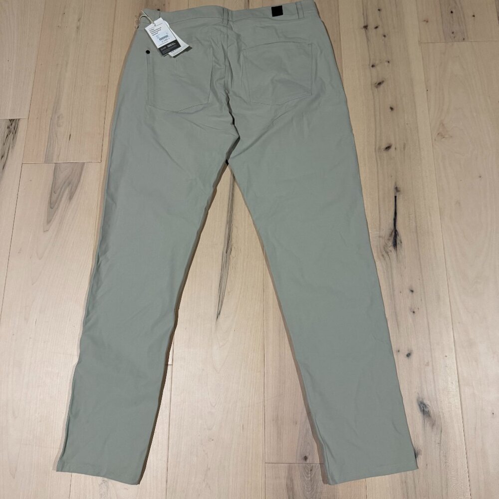 CascadeTech Chino Pant
